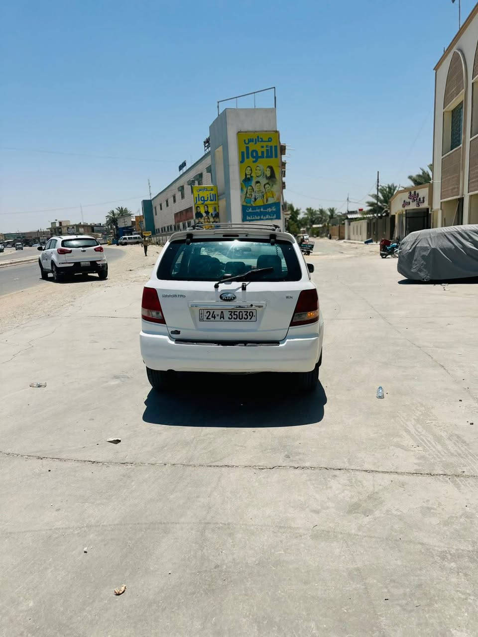 يالله اسلام عليكم 

للبيع سورنتو ٢٠٠٥
مكينه وكير وحداديه شرط 
تخم تاير جديد درجه اوله 
دواخل كلش نضيفه 
٥ راكب 
رقم دولي جديد وكاله وتحويل 
سياره فور ويل مكينه سته سلندر 
سعر ٧٦ وبيه مجال اتصل وتدلل 

*********** علي
