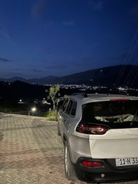 جيب بزون 16 سبورت  ماشيه 135  رقم بغداد انكليزي مميز جديد حادثها موضح ...