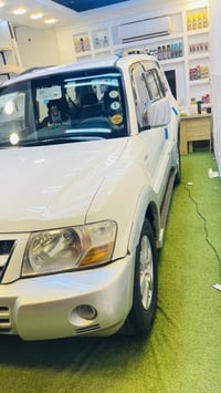 باجيرو ٢٠٠٧ رقم بغداد دولي بأسمي تحويل مباشر سنويه ٢٠٣٠  ٣ قطع صبغ حاد...