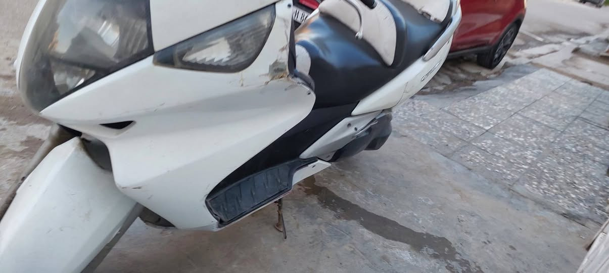 سلفر ونج ٦٠٠ مكينه ما مفتوحه الدراجه ببه نواقص بسيطه السعر ١٣٥٠ او بيه مجال بسيط مكاني بغداد البياع الرقم *********** بغداد, العراق
