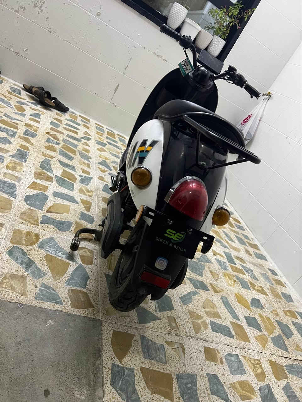 ‎امه ماتور بو فروشتن زور باكه ٥باتري ٧٠  كيلو متر دروا ديسكه سحركي مجالي براينه تيدايه‎ أربيل, العراق


**إذا كنت صاحب هذا الإعلان وتريد حذفه لأي سبب، رجاءا أرسل رسالة إلى الدعم الفني**