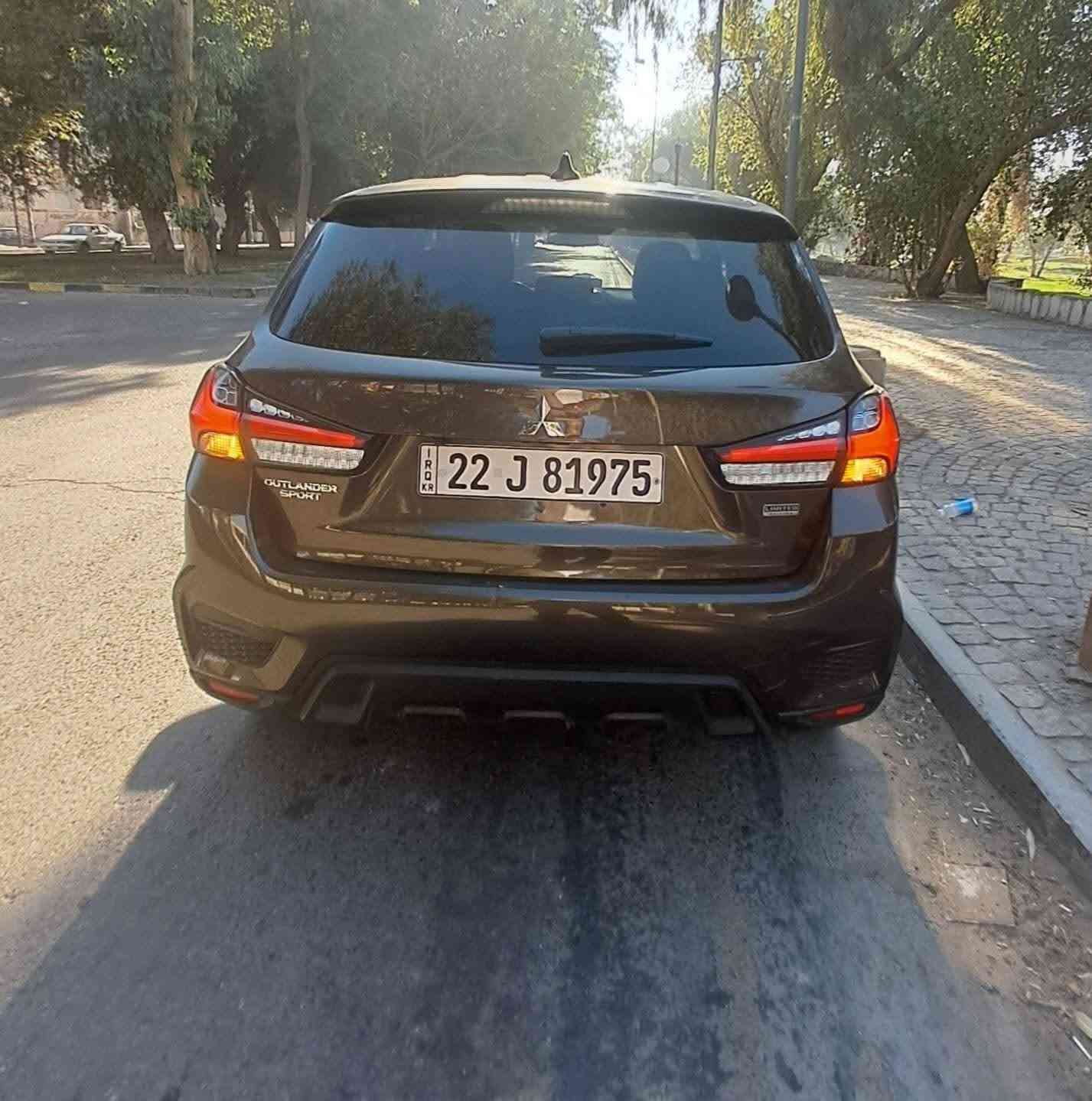 اوتلاندر ٢١ بيها جاملغ امامي فقط جاهزه من كلشي السعر ١٤٥ مكانها بغداد الكراده محرك أربع سلندر ٢٠٠٠ 
‏***********
