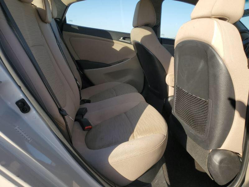 اكسنت للبيع موديل 17  وارد امريكي حادث جاملغ اوبنيد رقم بغداد انكليزي بسمي بدون صبغ سيارة جاردة بيها جاملغات اثنين امامية داخل صحراوي سيارة مال جناي تايرات قبل 3 شهر امبدلهن صدر الامامي جديد الخلفي ابلادي عنواني بغداد العطيفية الاولى بل نزله قرب مستشفى الكرخ ***********  السعر 78 اوبيها مجال
