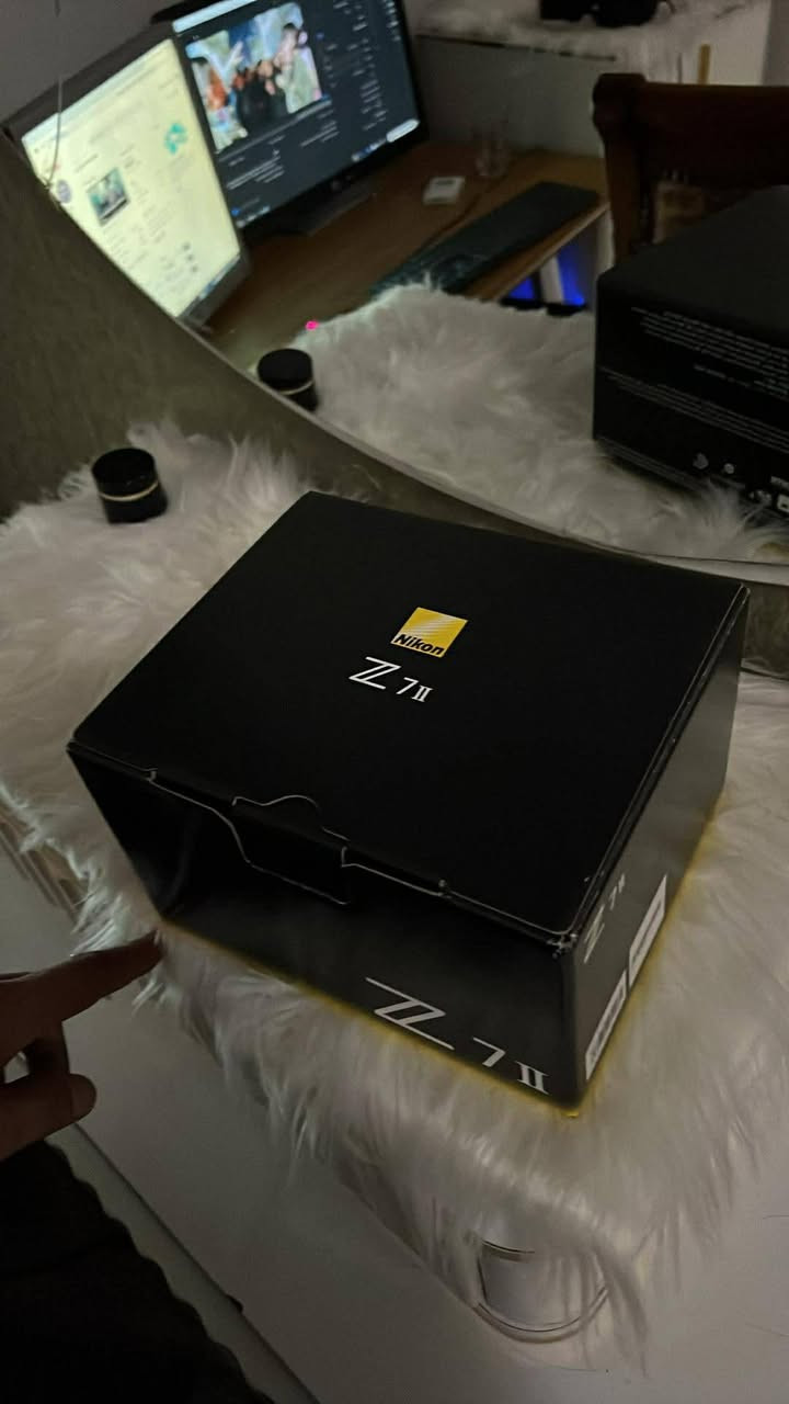 كامره نيكون 7zماركه 2
نضافه 100/100 شخط ما بيه 
‏‪***********‬‏
