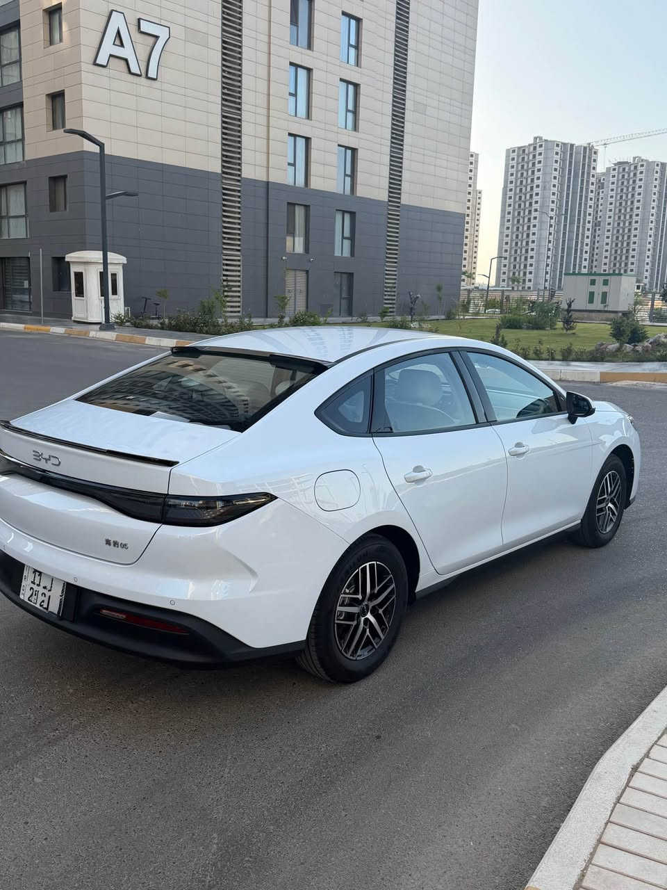 :

السلام عليكم أخوان،

للبيع BYD Seal 5 جديدة، مكفولة من الضربة والرصعة والصبغ والبارد، بحالة الزيرو وماشية فقط 5,000 كم.

المواصفات:

* ويل كب كروم (مو الويل العادي).
* كامل ملحقاتها الأصلية.
* بصمتين مع كارت.
* شاحنة.
* أرضياتها الأصلية.

السعر: 20,500 دولار.

وأي استفسار أني حاضر بغداد, العراق


**إذا كنت صاحب هذا الإعلان وتريد حذفه لأي سبب، رجاءا أرسل رسالة إلى الدعم الفني**
