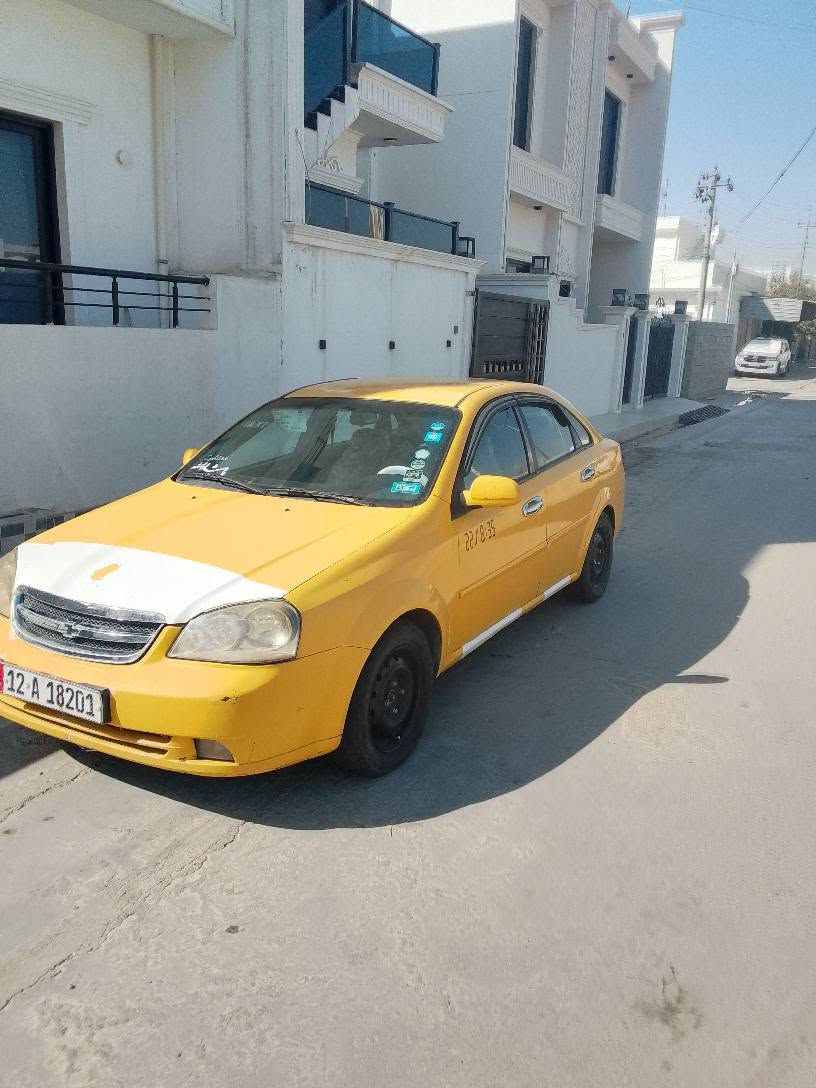 شوفليت تكسي 2007 سنويه جديده انكليزي لحد 31 محرك كير صدر كلها جديد سياره باسمي ثاني يوم تحويل رقم نينوى انكليزي مااجاوب ماسنجر واتساب الشراي يخابر ع رقم الهاتف*********** كركوك, العراق
