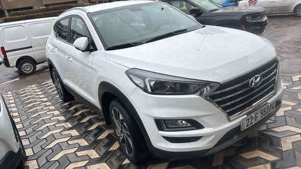 السلام عايكم
السلام عليكم

توسان خليجي موديل 2019 فول عدا البانوراما

بصمة حساس امامي خلفي شاشة كار بلي اصلية كامرة

مري شفط ويل كب كشن كهرباء تحكم ستيرن تخم تاير جديد سيرفس عام فلاتر نوزلات بلكات رقم اربيل الجديد تروح كبل تحول تريد تحويل او وكالة باسممنة السعر 195 وبيهه مجال

هند بريك بالايد جيكي طبعا الي ميعرفلهه تكون ارزن من العادية وصرف بانزين كلش قليل وكلة بانزين محسن برغي واحد مناقصهه لون ابيض سيارة موجودة بغداد السيدية الشارع التجاري والسيارة مكفولة كفالة عامة ***********
