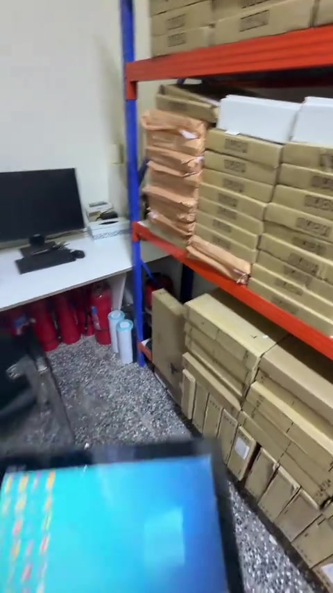 عرض خاص لمدة يومين  ايباد وندوز لمس   ٥٩ ألف مع توصيل والضمان  ذاكره ٦٤/٤ تزيد عادي ***********
