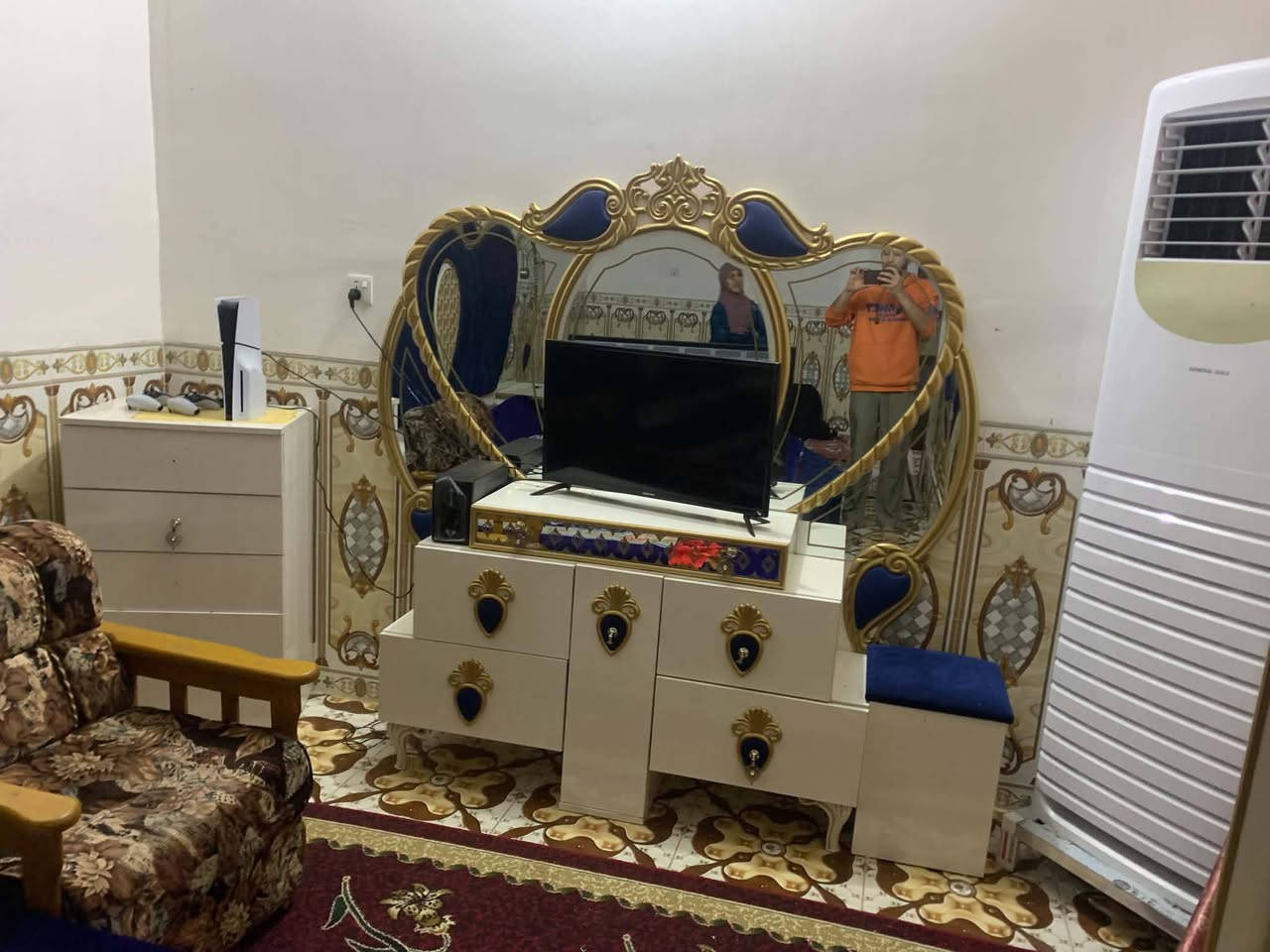 غرفه اخشاب تركيه بعدي جديد كامله  سعرها  مليون وبيها مجال قليل الاستفسار على خاص


**إذا كنت صاحب هذا الإعلان وتريد حذفه لأي سبب، رجاءا أرسل رسالة إلى الدعم الفني**