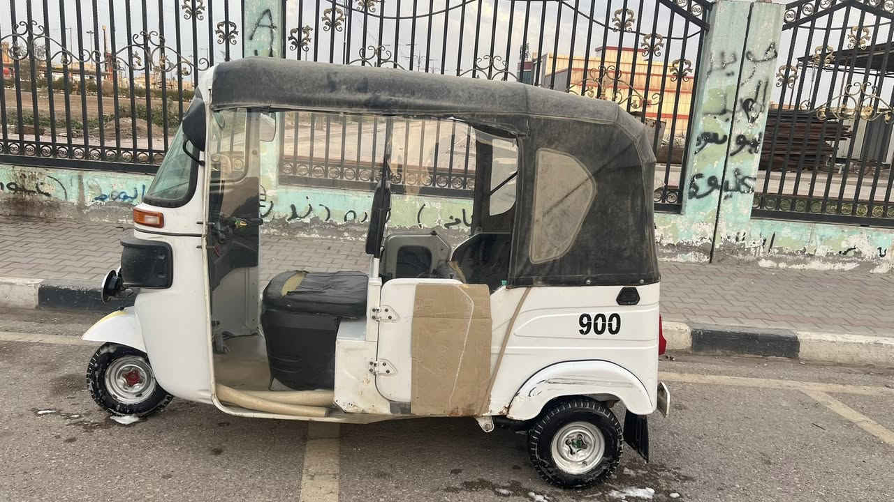 للبيع موديل 21  أوراق وكيل شاكر مكينه. مجفته سعر ٦٥٠٠ وبيه مجال  مكاني ميسان ***********
