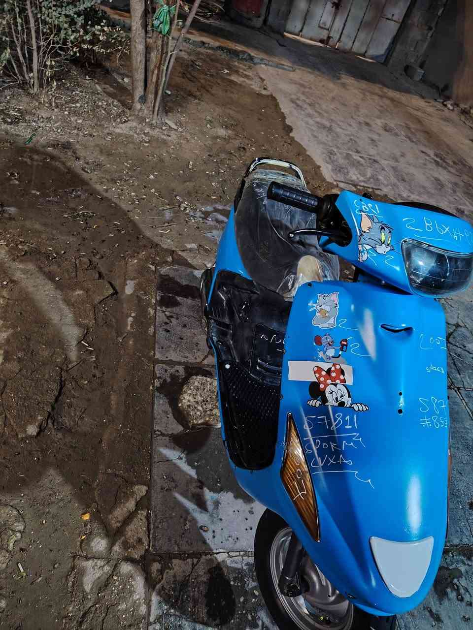 سلام عليكم شباب دراجه فراشه للبيع الدراجه حلووه ونظيفه الدراجه مفتوحه مره واحده الدراجه كامله  السعر 400 وبيه مجال العنوان الديوانيه مركز *********** وبي واساب
