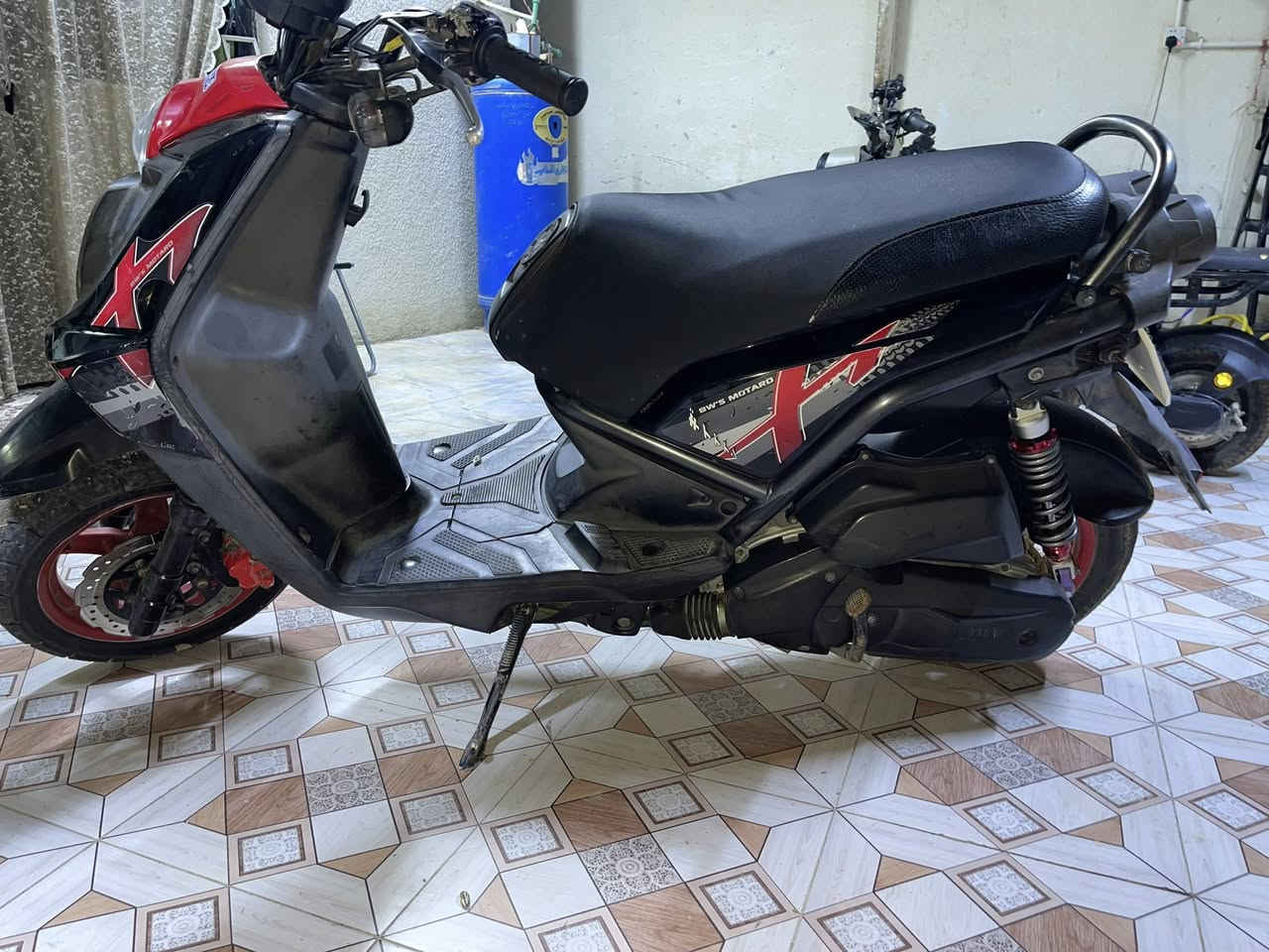 السلام عليكم دراجة سكنس جبلي للبيع دراجة بلادية ونضيفة وتجي وتشوف بعينك دراجة ما ناقصهة شي شلعة ومعدل خير من اللة ونضافة ما شاء الله مكاني البصرة سعر الدراجة 1400 وبيهة مجال رقمي ***********
