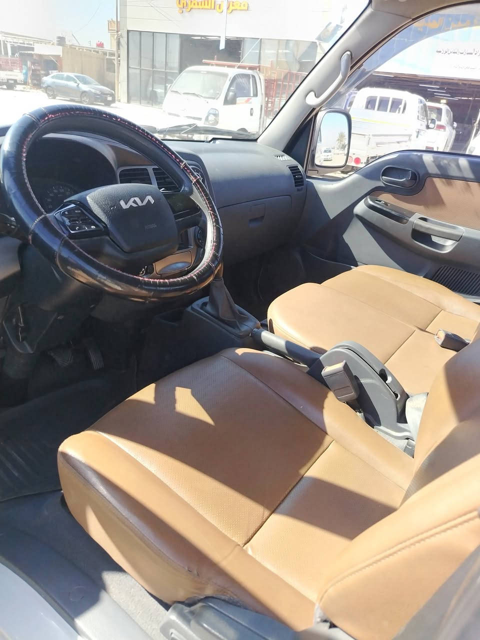 كيا فحل م ٢٠ سياره جاهزه من كلشي قضاء الصويره ت ***********
