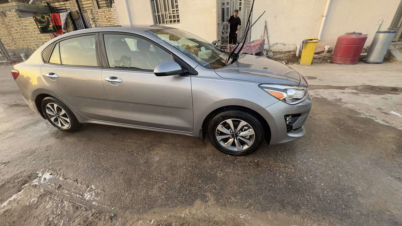 كيا ريو موديل 2023 معوقين وكاله عامه كامل موصفات عدى فتحت السقف رادار امامي بصمه ويل كب لايت زنون اربع دسكات نظام سياقه رياضي ونورمل  ضربته ربع من الجاملغ الخلفي وتبديل قبق الصندوق زيرو ما ماشيه هواي للاستفسار هاتف / ***********
