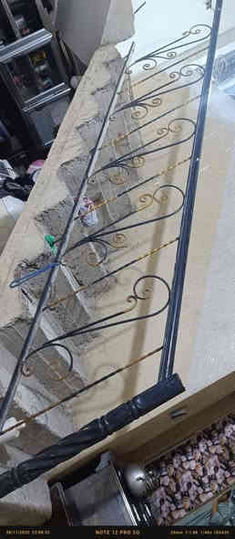 سلام عليكم
هذا المحجر للبيع 
تقريبا 8 أمتار على شكل اربع قطع
اكله كامل هو والنقوش مالته بس يراد اله ترتيب
سعره 60 الف قفل من الاخير 
مكاني بغداد العبيدي
*********** ابو علي
