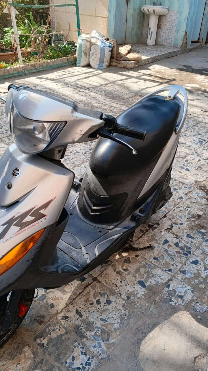 السلام عليكم من رخصه المدير ماكس عدله بلاديه الدراجه ختم واحد مكينه جديده المكان بغداد العبيدي السعر ٨٠٠وبيهه مجال رقم الهاتف ***********قير متواجد عل فيس
