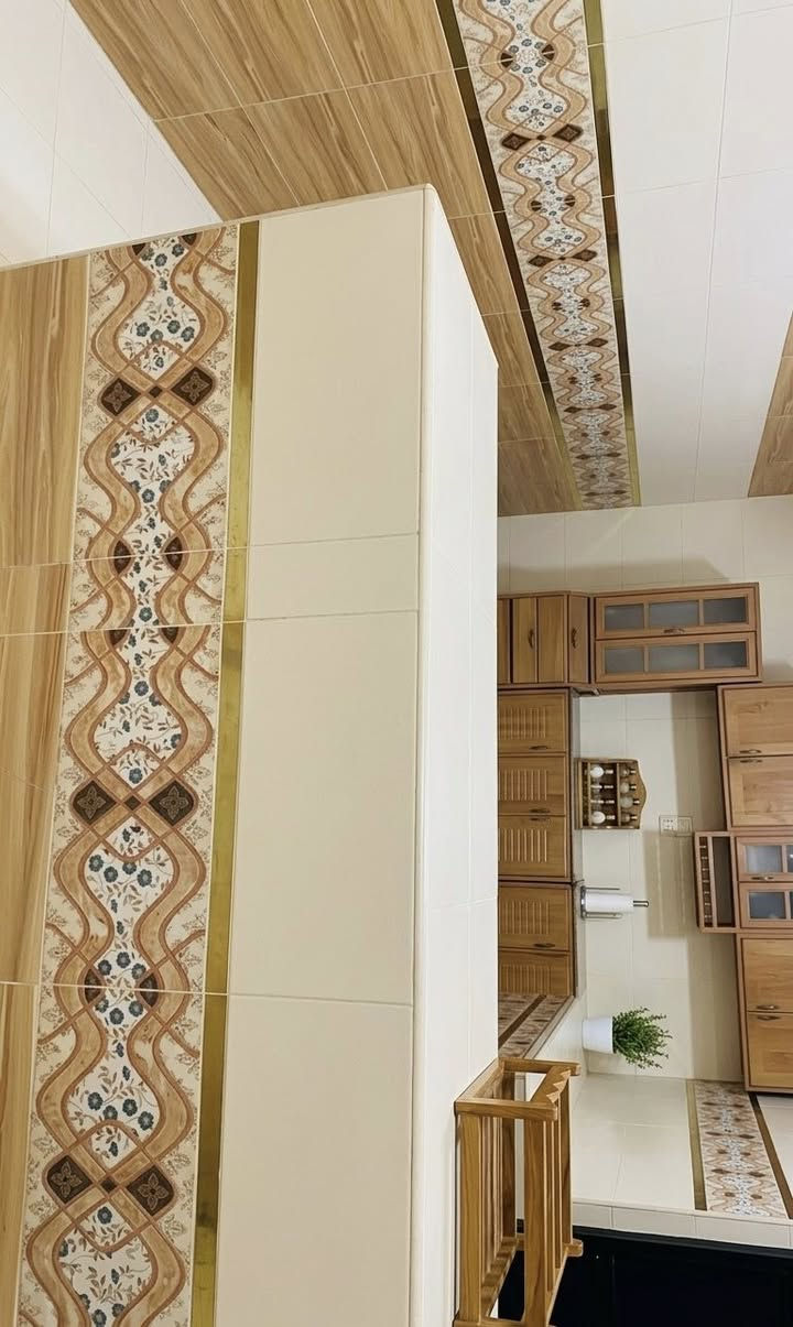 بيت للبيع
السلام عليكم للبيع بيت مساحة 275م

تصميمة كلش حلو متكون من

ديوان + 3 غرف نوف + حمام داخل غرفة النوم + مطبخ + حمام داخلي + حمامات 2 خارجيات وحديقة + مخزن صغير

تجاوز /العنوان الزبير مدرسة قتال مقابل جامع المصطفى 

السعر 30 مليون وبية مجال بسيط

للتواصل ‭0770 737 6317‬

‭0781 437 9388‬
