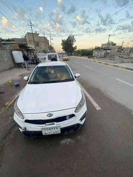 كيه فورتي 19لبيع اربيل سنويه ماساقطه حادث جاملغ امبدل والباقي ليبل واحد وبيه طخات بصيطه ومصلحه وكله عامه بيه  ايرباك الدشبول طاك ***********#*********** السعر ب135 منطقه ابودشير الدوره
