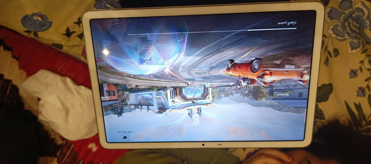 يأتي تابلت Infinix Xpad (إصدار 2024/2025) كجهاز لوحي اقتصادي بشاشة 11 بوصة IPS LCD بتردد 90 هرتز ودقةبكسل. يعمل بمعالج MediaTek Helio G99 القوي، أمبير، شحن 18 واط، ذاكرة 128/256 جيجابايت مع رام 4/8 جيجابايت، وكاميرات 8 ميجابكسل، بنظام أندرويد 60فريم سعر,200بي مجال التواصل ***********
