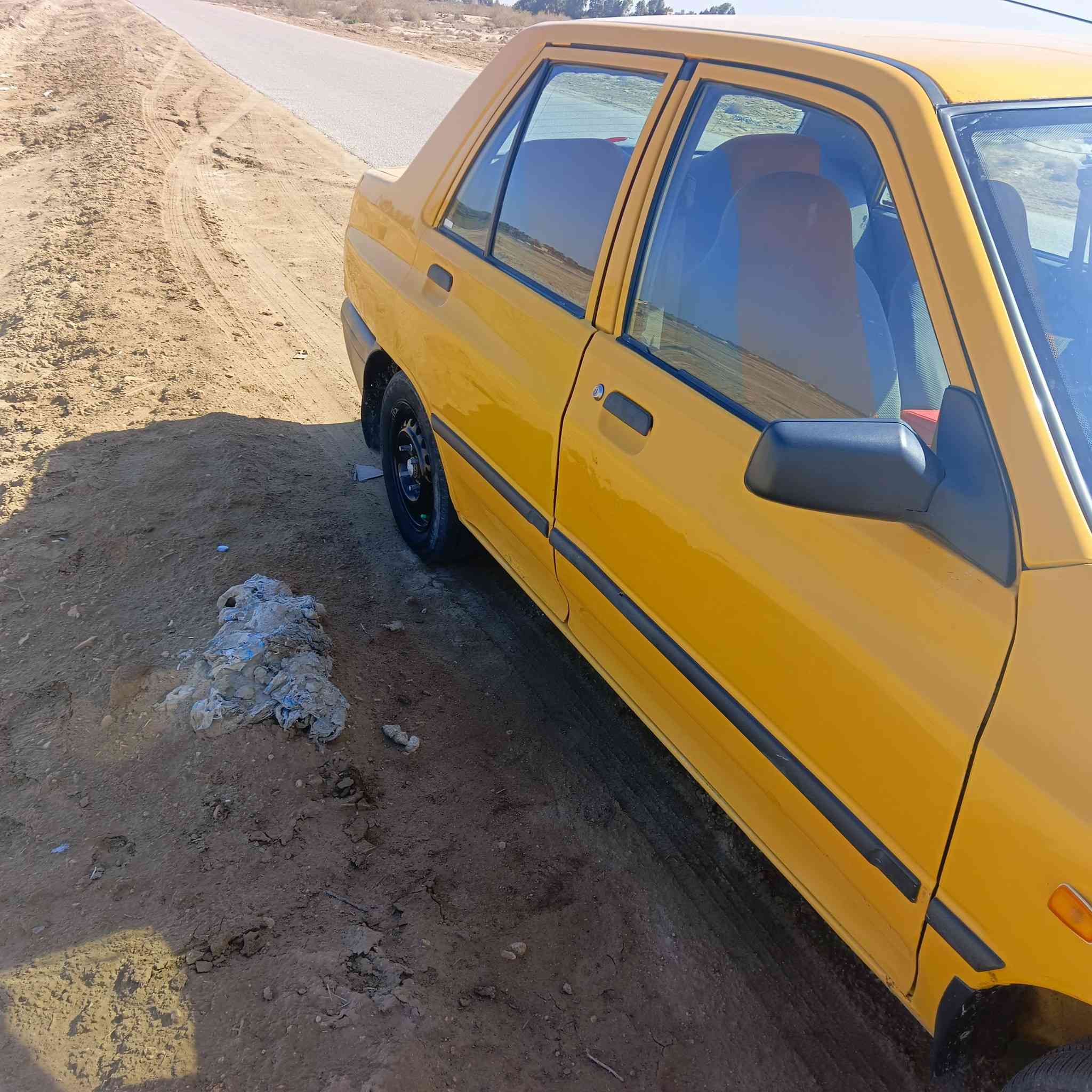 سلام عليكم  سايبا موديل ٢٠١٧رقم قادسيه انكليزي  مداور ثاني يوم ما ناقصه. شي فقط بارد بلباب ا لخلفي  التبريد طفه ماواعرف شبيه  السعر ٤٢.وبيه مجال  الرقم الهاتف 
*********** المكان ديوانيه دغاره 

بيه وات ساب
