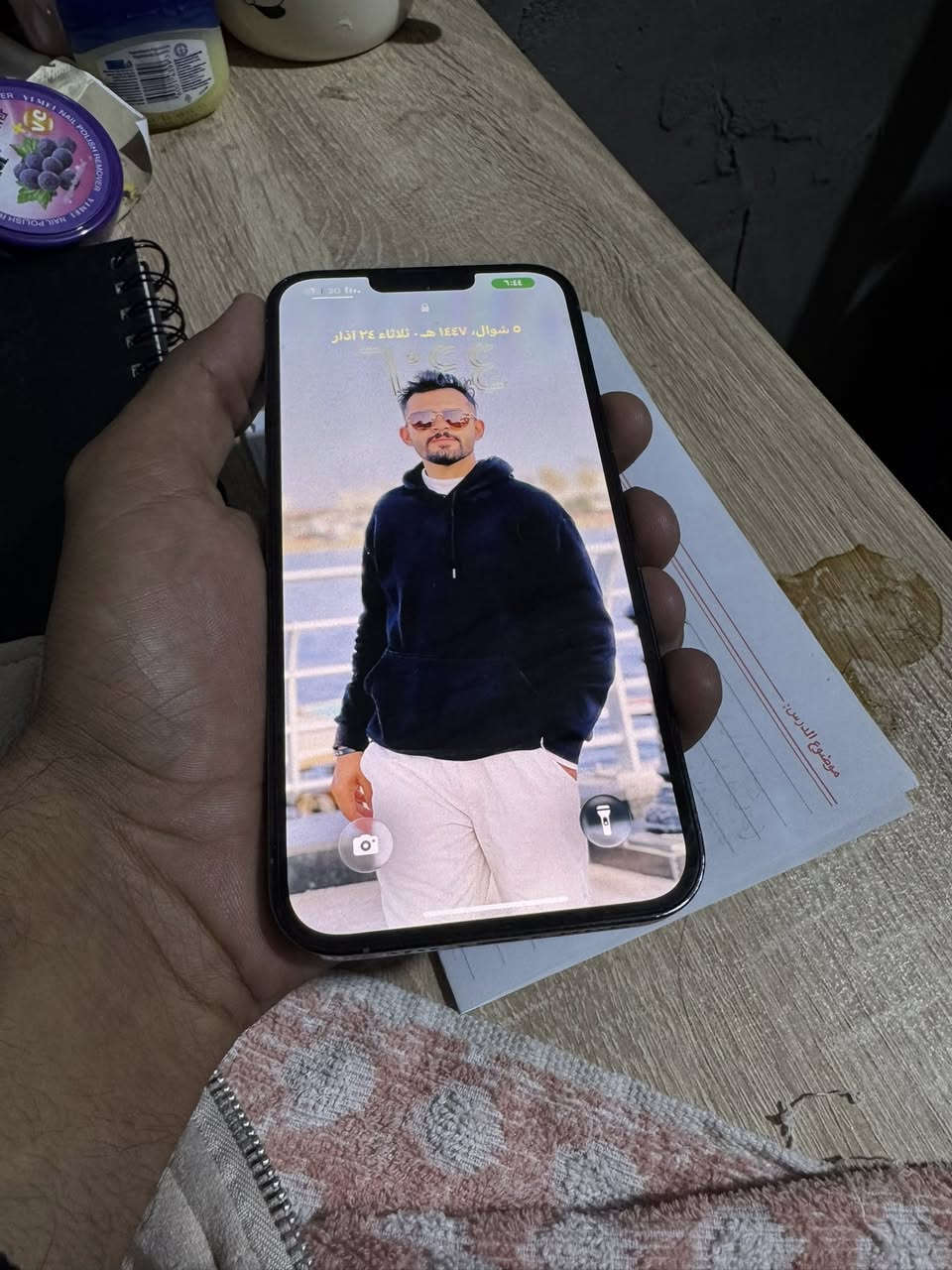 السلام عليكم ورحمة الله تعالى وبركاته
من رخصة الادمن 

ايفون 13برو ماكس

أمريكي

قطع الغيار مستبدله بل شركه

شاشه اصليه وكامره اصليه 

الون بحري 

بطاريه 85 اصل

ذاكره 256

فيس ايدي شغال كلشي شغال 

ميصرف شحن الجهاز بحاله جيده

مستعجل ع بيعته 

السعر 650 الف

هـ ***********
