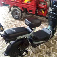 دراجه شحن نظيفه السعر 275 وبيها مجال قليل  07776676276