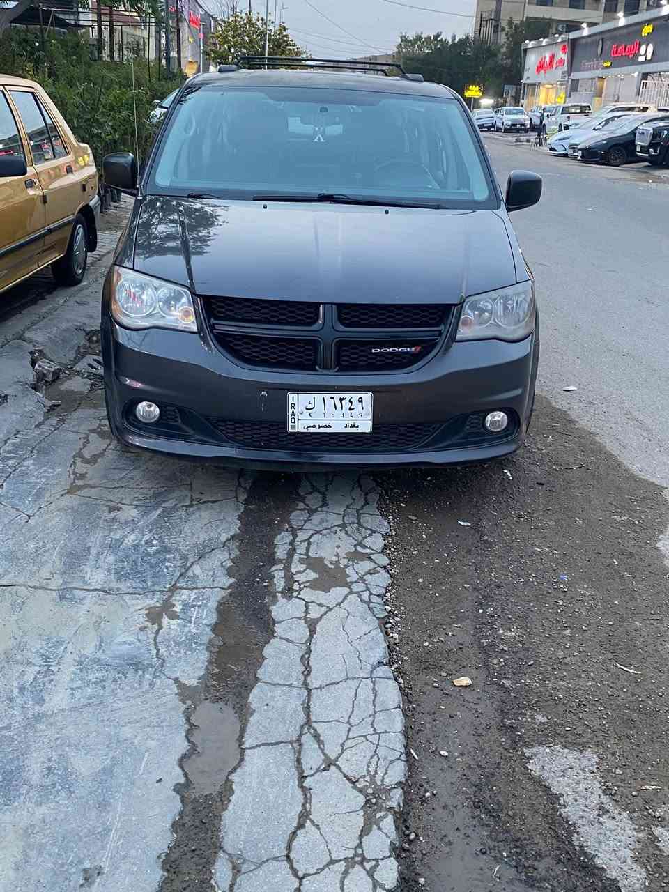 دوج كرفان موديل ١٧ لبيع كير مكينه مكفولات تخم تاير سيار اي نقص مابيه ومزوده منضومت غاز وسعره مناسب وبدون صبغ عده القماره بيه علئ كد متر بس 
***********
