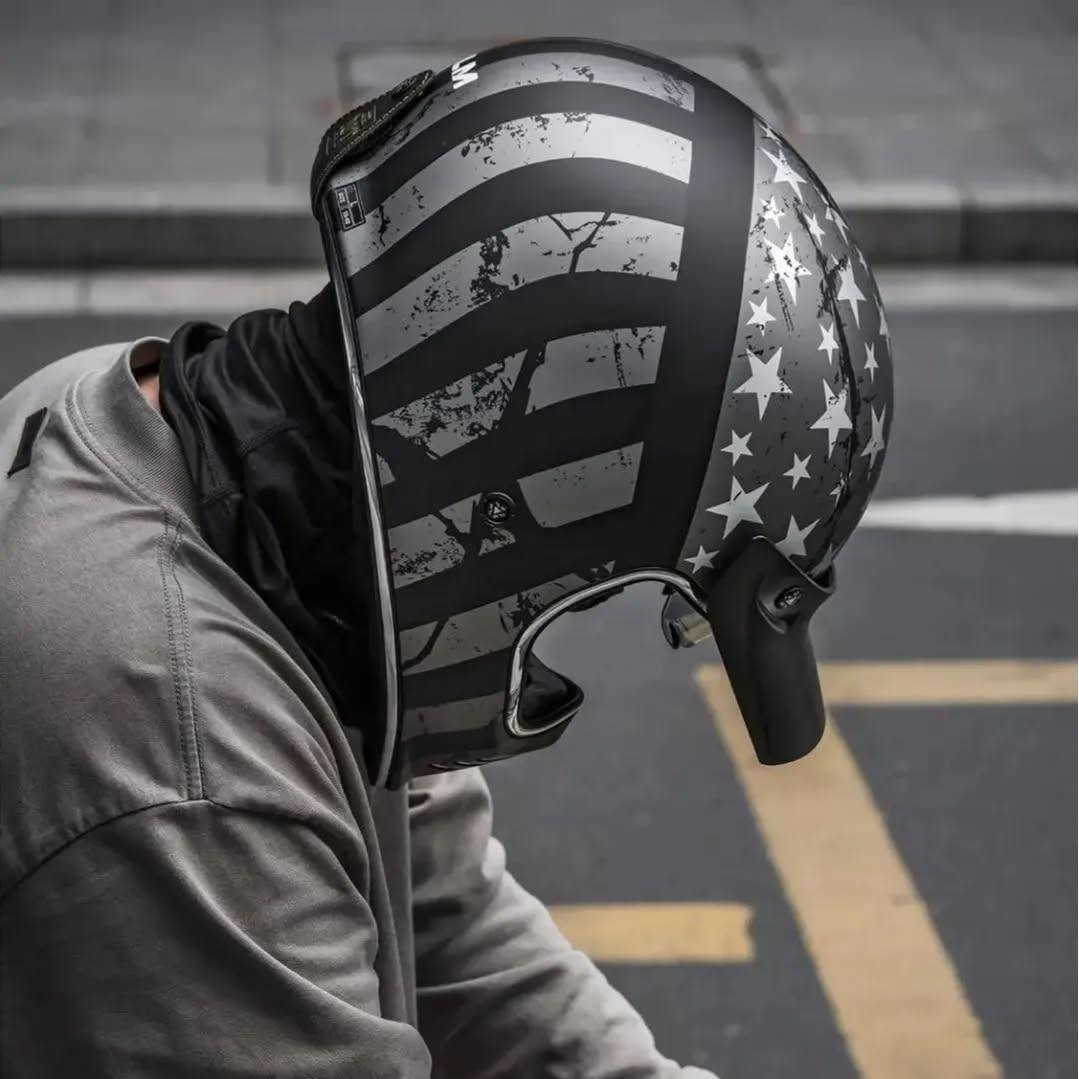 خوذة ilm الأمريكيه قياس M

مشتريها من متجر الخوذ الاصليه وطالعه مو قياسي مستخدمه مرتين فقططططط يعني شخط مابيها سعرها بالوكاله 200 الف انا عارضها ب 125 والخوذه تجي كامله هيه ومناضرها وكارتونتها وجنطتها يعني مامستخدمه ابد


**إذا كنت صاحب هذا الإعلان وتريد حذفه لأي سبب، رجاءا أرسل رسالة إلى الدعم الفني**