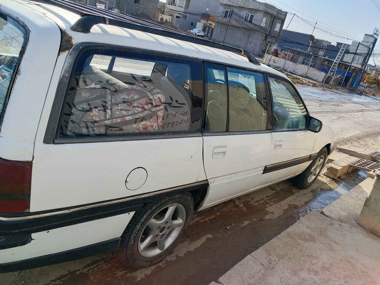 اوبل اميكاحجم 20 موديل 1993 محرك كير شرط طخم جديد تايات جديده رقم الماني نينوى سنويه 2028 كابون بيها السعر 23وا بيها مجال 
*********** بي واتساب
***********
