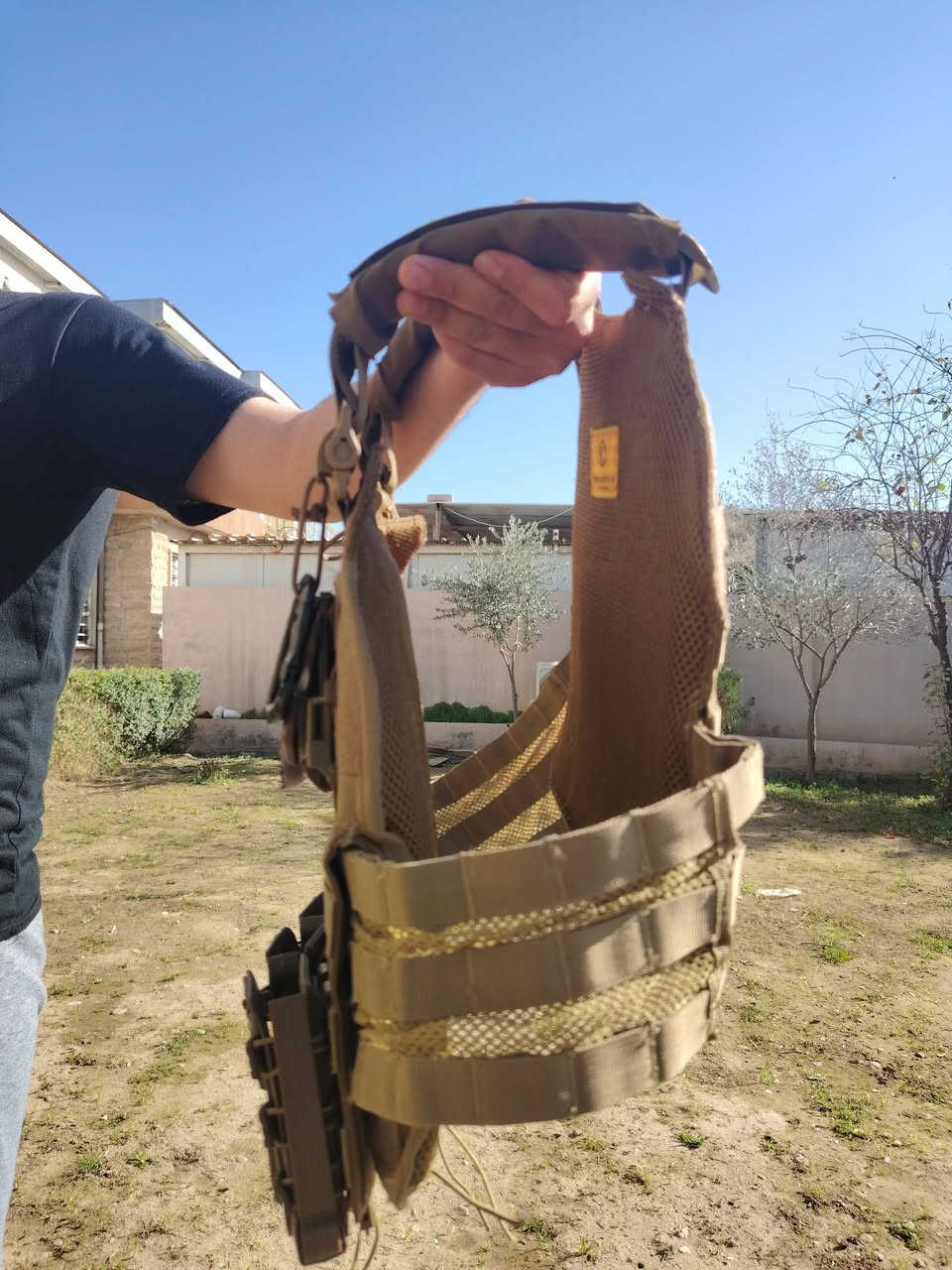 درع  متوفر العدد ٢ واحد ٨٠ وثنين١٥٠
***********
