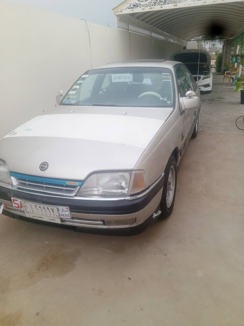 اوبل اوميكا للبيع  سعرها 36 سنويه عظم عاج باسمي تخم تايرات  جدد مراوس او بيع رقم الهاتف ***********
