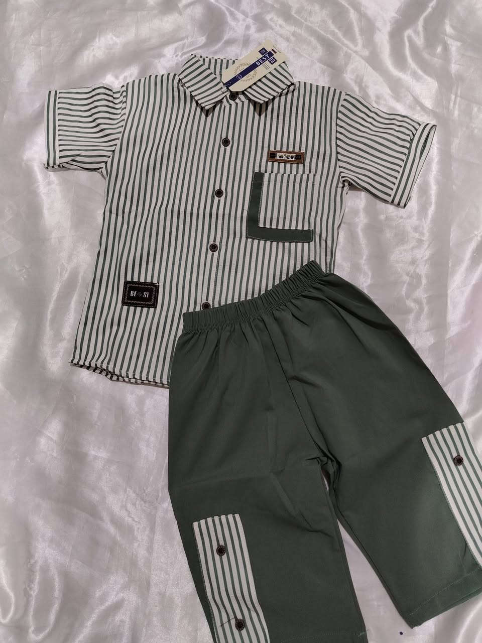 طقم عيد ولادي خامة ممتازة شرط الفحص
قياس من ٦ سنوات الئ ١٠ سنوات
السعر ١٠ الف


**إذا كنت صاحب هذا الإعلان وتريد حذفه لأي سبب، رجاءا أرسل رسالة إلى الدعم الفني**