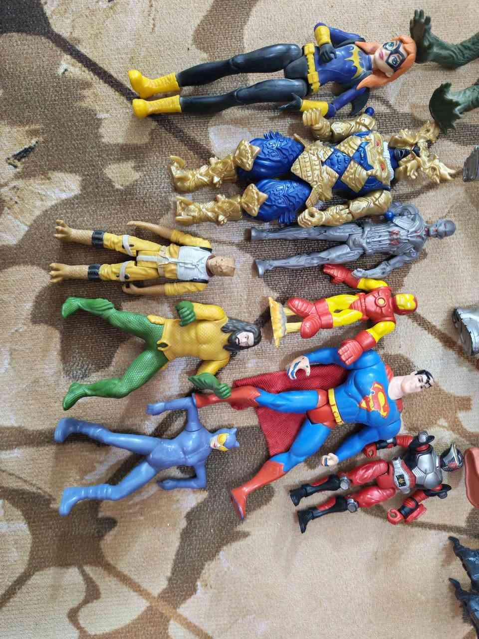 شلعه مجسمات أحجام وأنواع ١٨ قطعه ويه توصيل ٣٠ الف مراسله الصفحه


**إذا كنت صاحب هذا الإعلان وتريد حذفه لأي سبب، رجاءا أرسل رسالة إلى الدعم الفني**