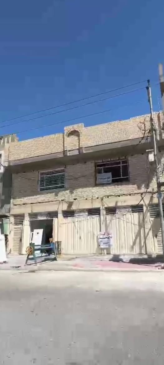 سلام عليكم
محلات للايجار في حي القادسيه خلف نادي الحر المغلق مقابيل اعداديه العقيله قرب السوق .
يصلح ان يكون (تصليح دراجات _ مخبز _ كوزمتك _ مكتب _ مأكولات _  مواد انشائيه _ كهربائيه _ تلفونات وصيانه _وغيرها 
للاتصال ***********
