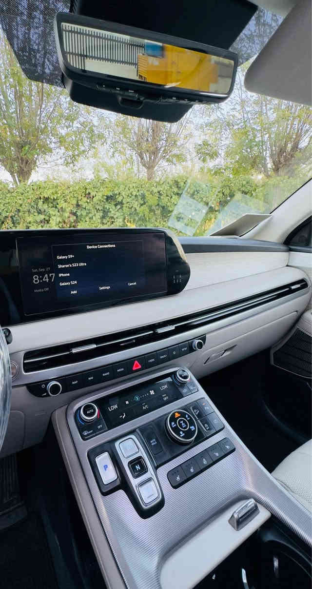 هيونداي پالاسايد  2025.  مواصفات كلگرافي. داخل ابيض 1/1. فول لل اخير.  . 
حادث السيارة.  جاملغ. و باب السائق صبغ بدون دواخل و بدون ارباگات ب شرط. و السيارة  ماشية فقط 950 مايل يعني زيرور. و جاهزة و مابيها اي مصرف. و السيارة بدون رقم  و تترقم محافضات الشمال.  
و موجودة ب اربيل.   ع شارع ال100 
شراي اتصل او المراسلة عل واتس اب 
السعر. 297$ 
0750 233 1717☎️ أربيل, العراق
