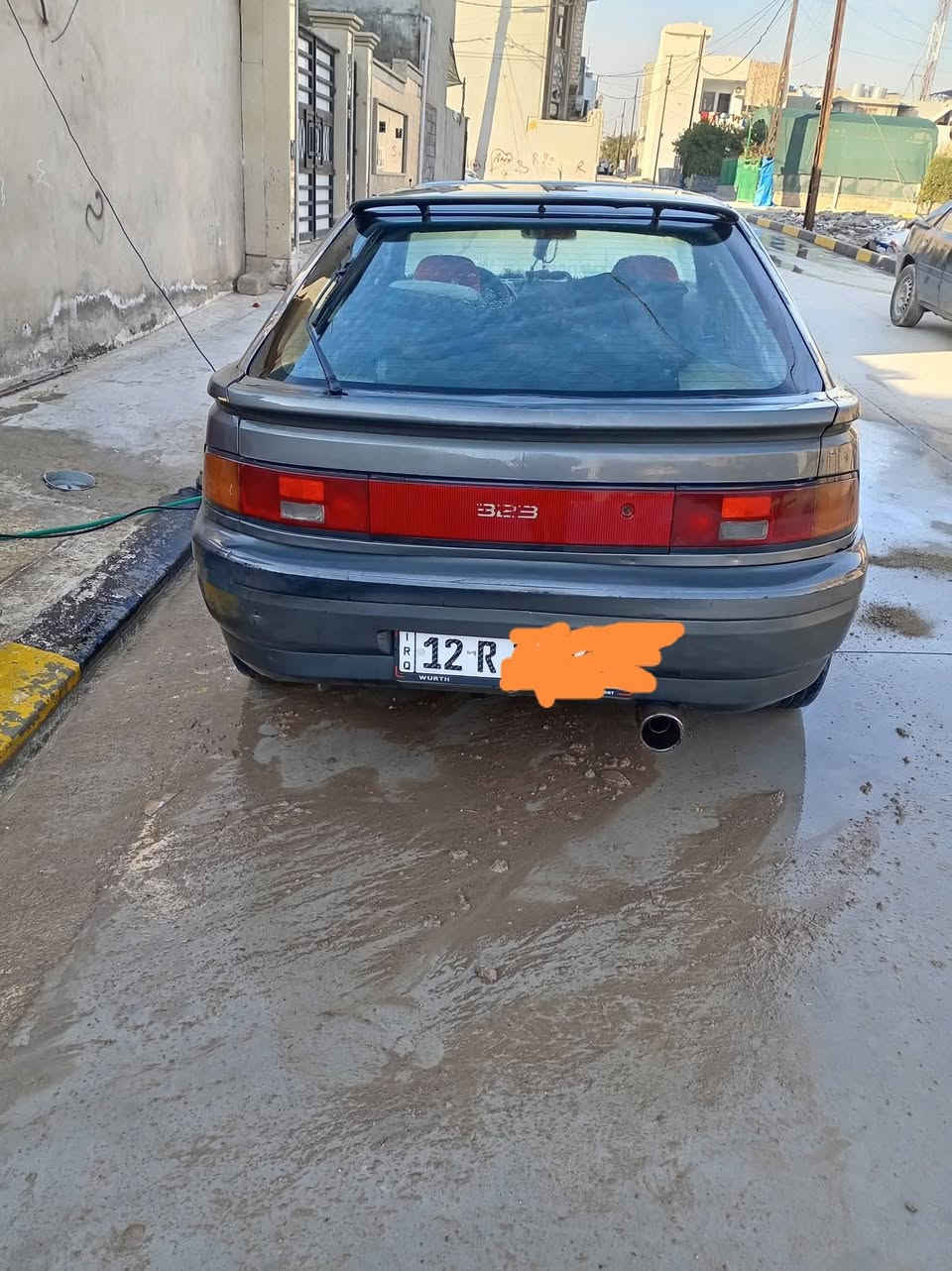 السلام عليكم سيارة مازدا صرصر  موديل 92للبيع كير ومكينة شرط رقم جديد هزه جديده غرامات صفر سنوية جديده شرط الوكالة والتحويل كهربائيات كلها شغاله السعر33 وبيها مجال للتواصل على الرقم ***********
