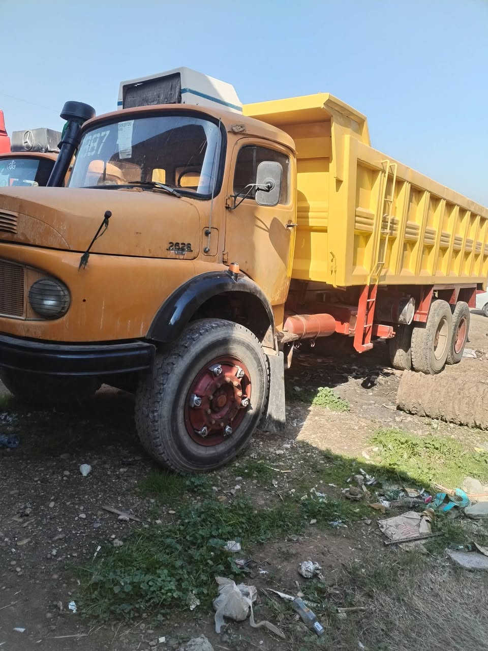 السلام عليكم سياره البيع اغجم موديل ٨٢ بلاديه سياره خير من الله سعر سيارة ٦٥ بي مجال التصال *********** ***********
