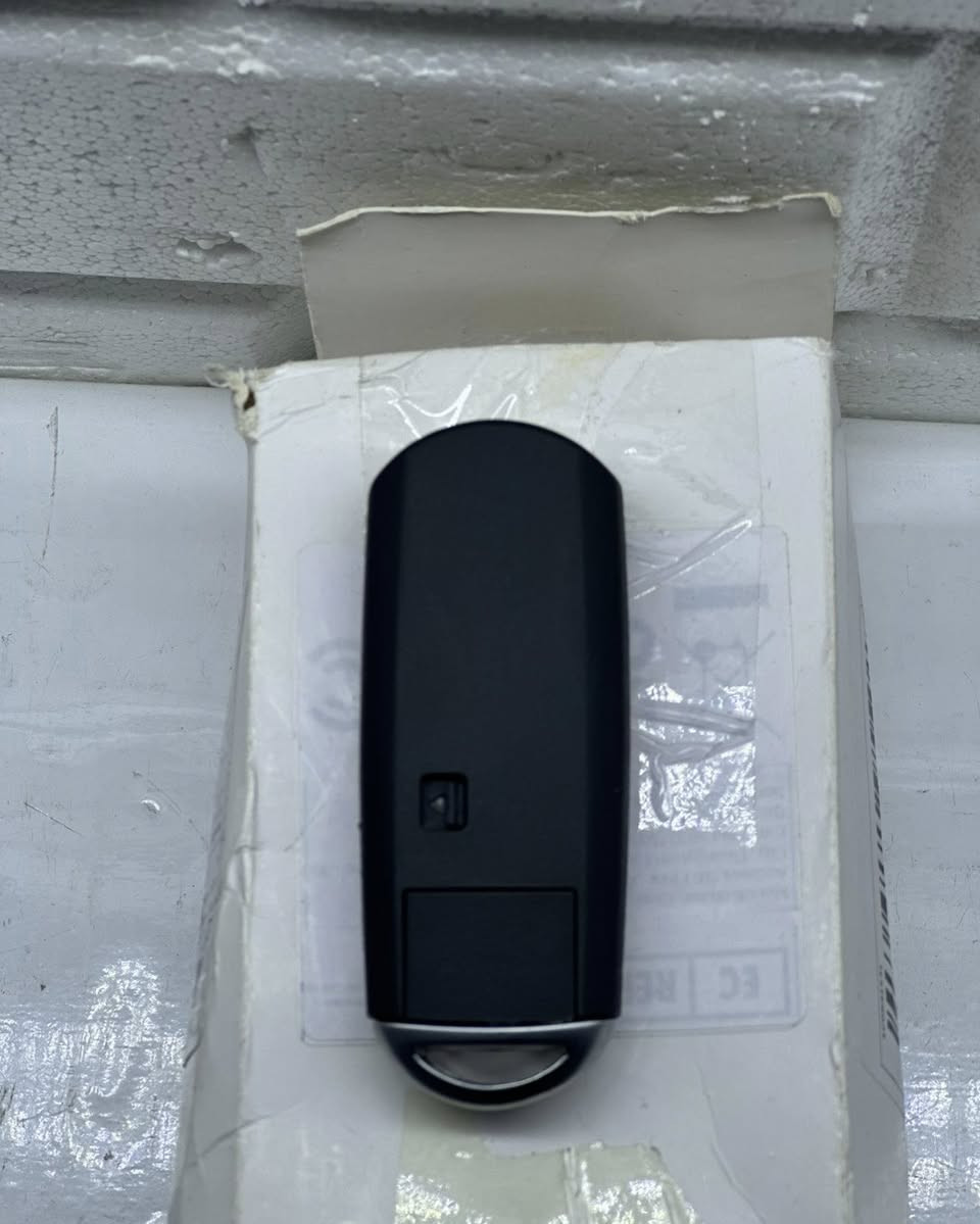 بصمة مازدا
غير مستعمله 
السعر 25 مع التوصيل


**إذا كنت صاحب هذا الإعلان وتريد حذفه لأي سبب، رجاءا أرسل رسالة إلى الدعم الفني**