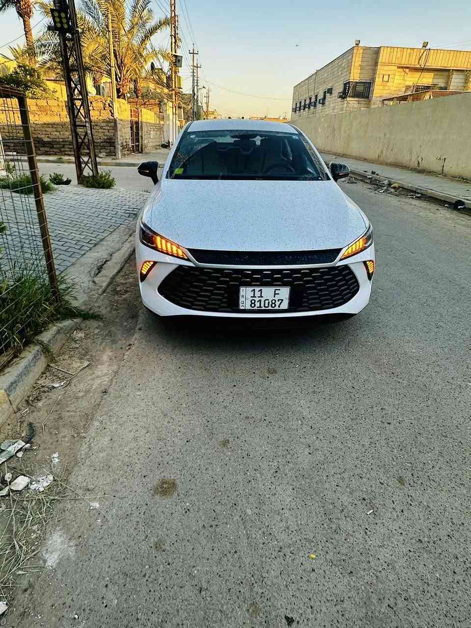 بي وايدي كن بلاس2025 ماشيه27الف رقم بغداد باسمي
بيها طخه بين الباب والجاملغ الامامي نزلته وي الصوره 

السياره مصروف عليها ومرتبه دواخل تغليف نايلون حراري 

والشاشه مبرمجه وكامله وكل البرامج منزلين اله 

ضايفين لايتات اماميه ومشبج حمايه لراديتر 

***********  

مكانه بغداد حسينيه راشديه 

موجود ع خاص
