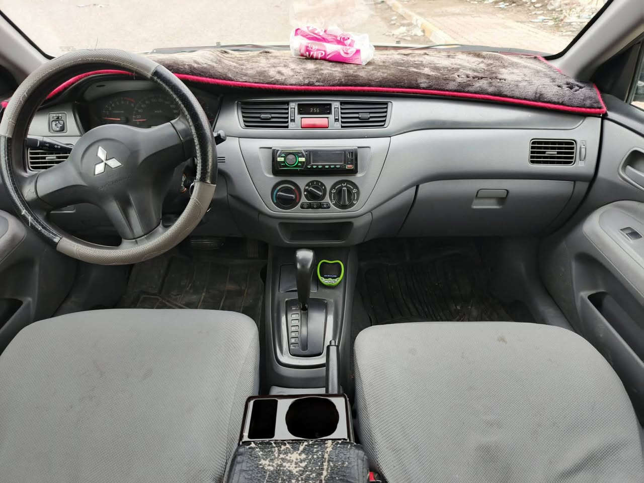 لانسر للبيع موديل 2007 الرقم اربيل الدولي جديده لحد 2029 هزه جديد كير اوتوماتيك محرك كبير سياره بدون ضرر بس بونيت صبغ بدون دواخل شرط الوكاله والتحويل سعر ٦٧ ورقه هذا رقمي ***********مكان سيارة كركوك كل شيء بالشرط
