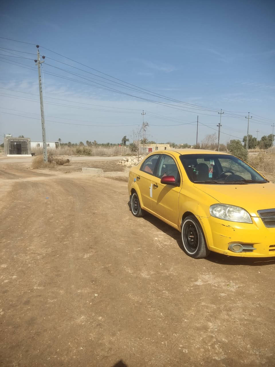 السلام عليكم سياره افيو ٢٠٠٨ السعر٤٥ وبيه مجال رقم نجف شرط المداو راعيه ابن عمي  اوتماتيك مكينه١٦٠٠ شرط كيرمحرك  حداديه سياره جاهزه    سنويه الى ٢٠٢٧  المكان رميثه *********** /***********
