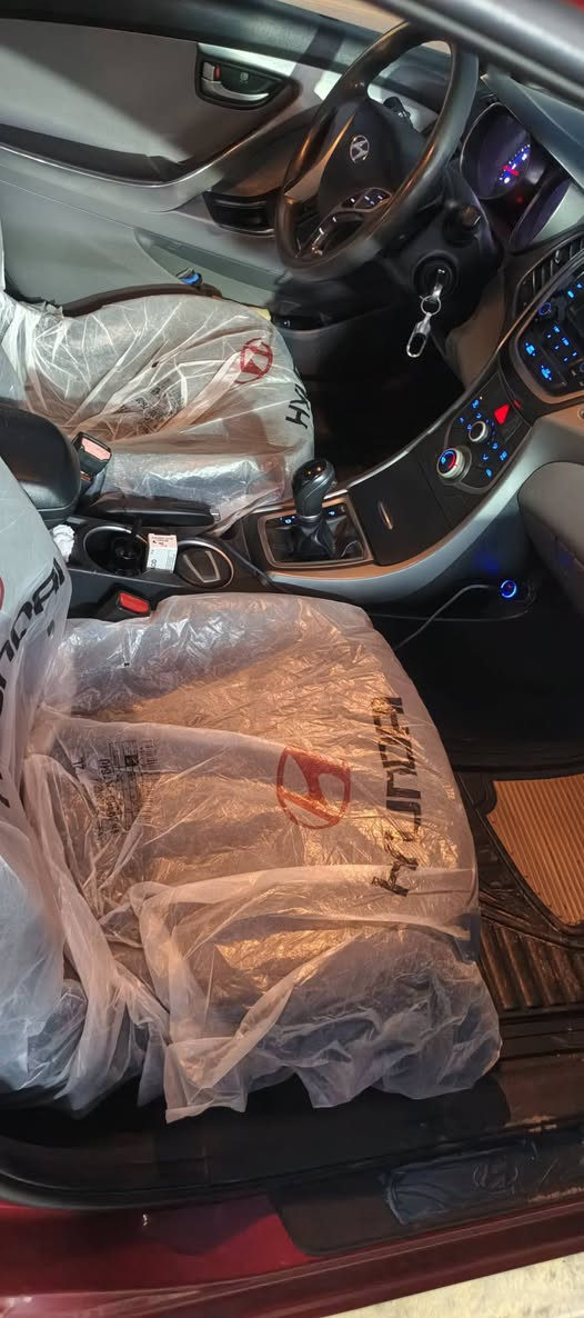 سلام عليكم النترا 2016 وارد امريكي رقم انكليزي بأسمي مكينه2000دوش  حادثها مرفق بالصور بيها جاملغ  وباب صبغ وبالعراق جاملغ خلفي ايسر بي صبغ  سياره نظيفه وبلاديه كير مكينه تبريد تدفئه كله بلادي السعر 107وبيها مجال  مكاني بغداد ***********
