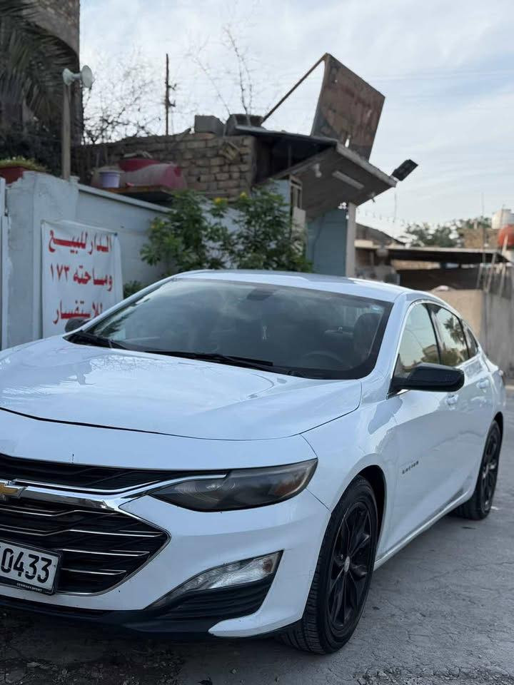 ماليبو موديل 2019
الحادث والسونار مرفقة مع المنشور كفاله كير ومكينه وشواصي ولغود السياره حادث خفيف ( بدوان ايرباك )هزه وسنويه ومصفر غرامات قبل سبوع منضومه بانزين جديده 
مواصفات السيارة
1 بصمة
2تشغيل عن بعد
3 شاشة جبيرة 
4 ابل كار بلي
5 حساسات خلفي
6 كراسي تدفئة 
7 هاند بريك بصمة
8 كرسي كهرباء
9 ويل كب رياضي 
10فول تحكمات ستيرن
11 واي فاي wifi 
12 سبايدر خلفي
13 نضام AUTO STOP
14 مكينة 1500توربو
15بلوتوث
16 بصمة ابواب
وبعد بيه هواي مواصفات

السعر 115$ وبيها مجال 

للاستفسار: ***********
مكاني بغداد
