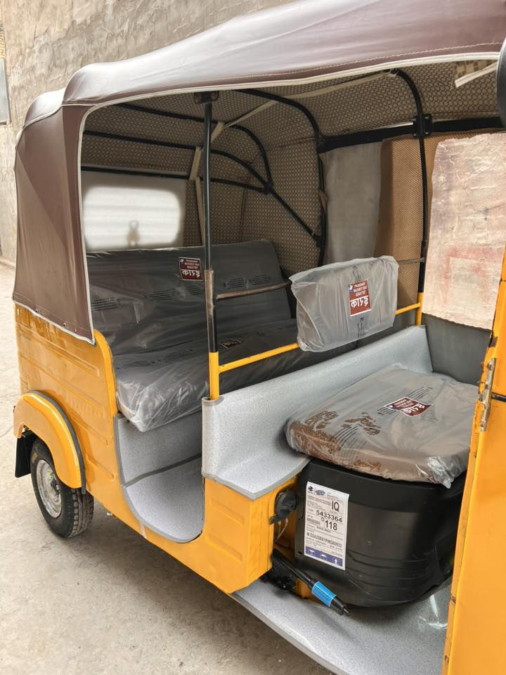 سلام عليكم تكتك للبيع موديل 2018الكماليه شارع الأصفر  رقم الهاتف ***********
