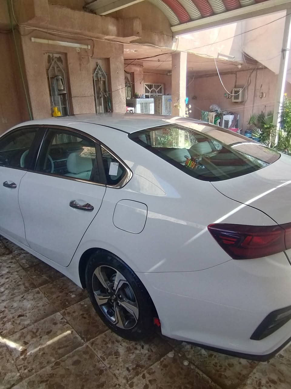 سيراتو مديل ٢١ فول مواصفات بابل باسمي مكفوله من صبغ على حادثها 
مراوس بكورله صيني مع الفرق


**إذا كنت صاحب هذا الإعلان وتريد حذفه لأي سبب، رجاءا أرسل رسالة إلى الدعم الفني**