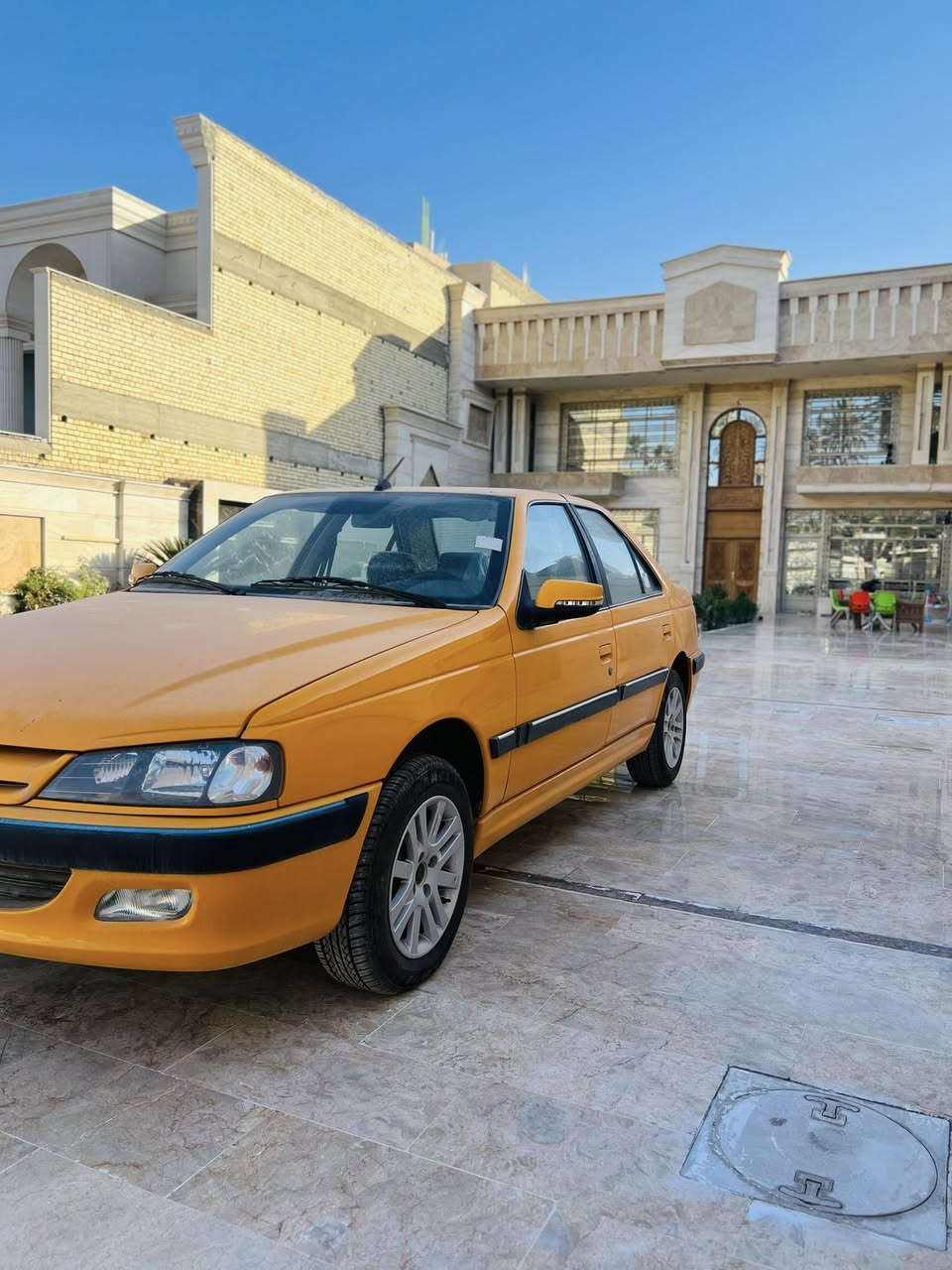 السلام عليكم 🔥😎 بيع فقط 
بيجو بارس 2025 شركه العامه 
زيروو بدون رقم 
عنواني الكاظميه 
***********
