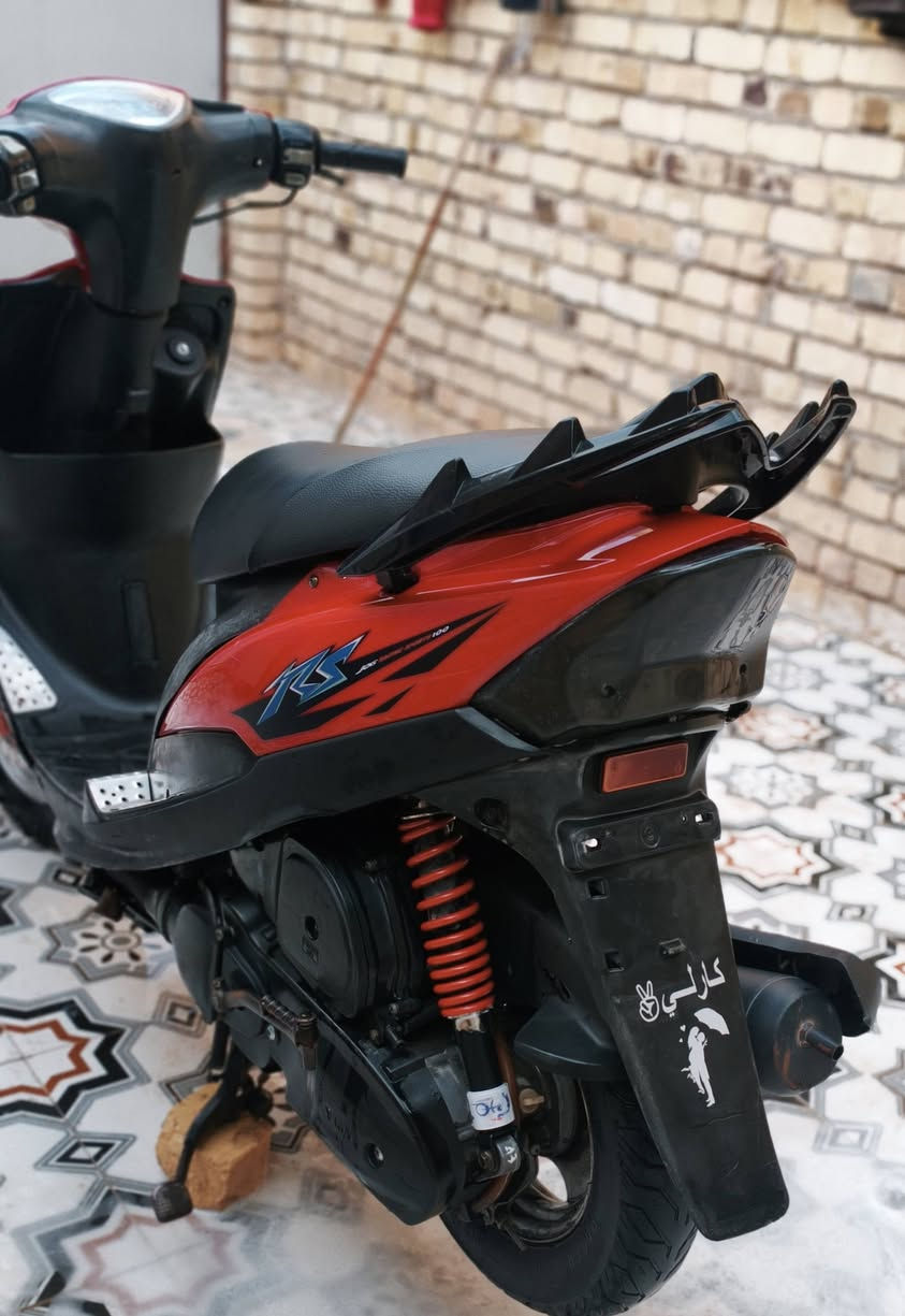 شباب السلام عليكم دراجه للبيع ماكس  كربايات كلها شغاله الدراجه المجفته مره واحده الكفرات مبدله السعر 550 وبيها مجال الرقم ***********
