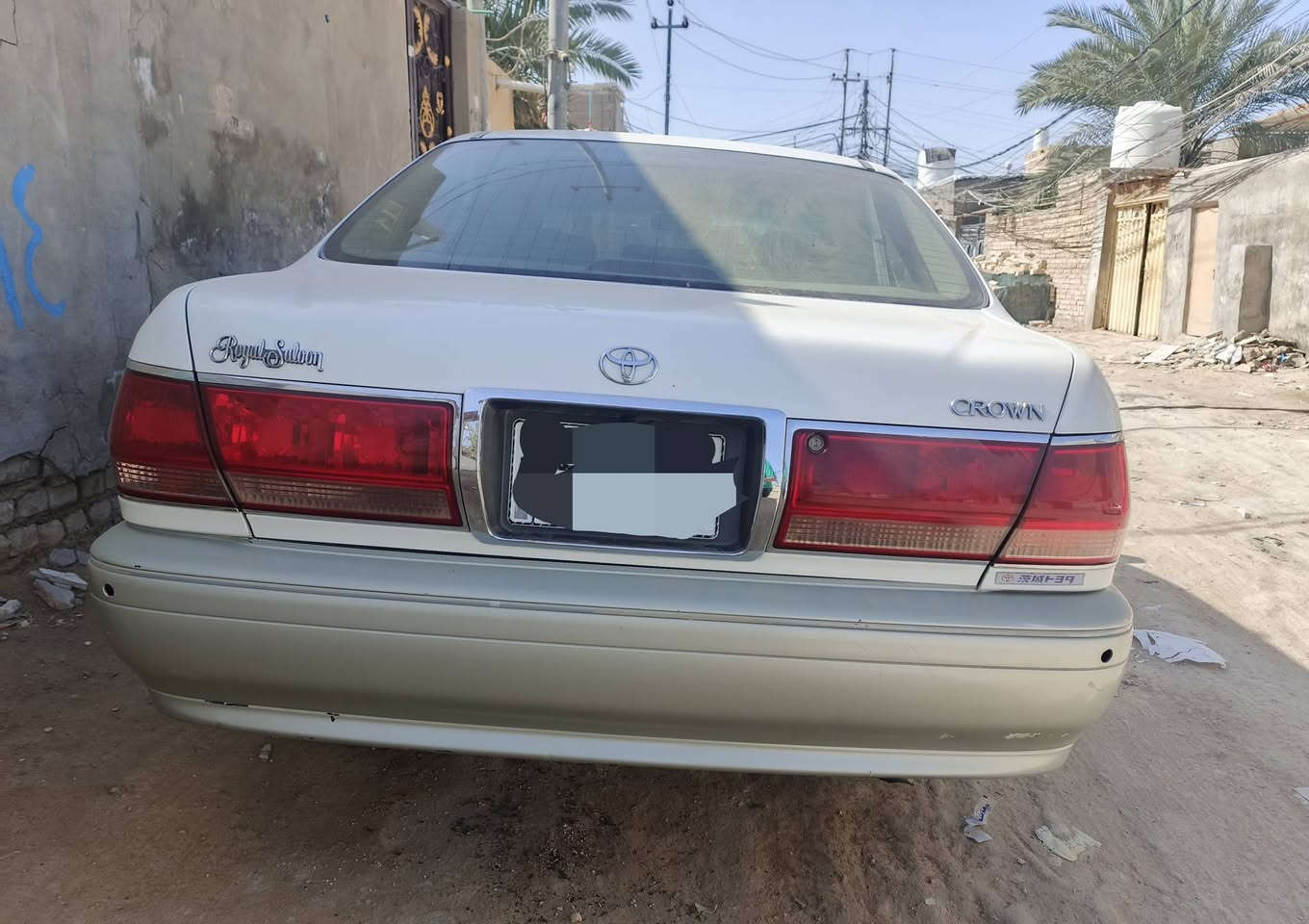 يا الله سيارة ملكه كروان للبيع او المراوس حسب القناعه
مواصفاتها: 
موديل،2000
تلث دكم
ديفور الجبير
كشنات كهربائيه
تحكم ستيرن كهربائي
برده خلفيه كهربائيه
سنويه لل2029 
رقم انكليزي دولي بسمي السيارة شرط تحويل ثاني يوم بالنجف
السعر 143 وبيه مجال للطيبين 
للاسفتسار: *********** مكان السيارة نجف
