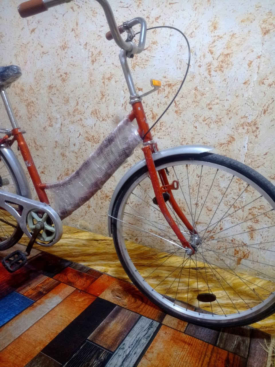 بيسكل سياحي يباني جديد نضيف كلش كلشي شغال بيه مكان بصره الاستفسار موجود خاص


**إذا كنت صاحب هذا الإعلان وتريد حذفه لأي سبب، رجاءا أرسل رسالة إلى الدعم الفني**