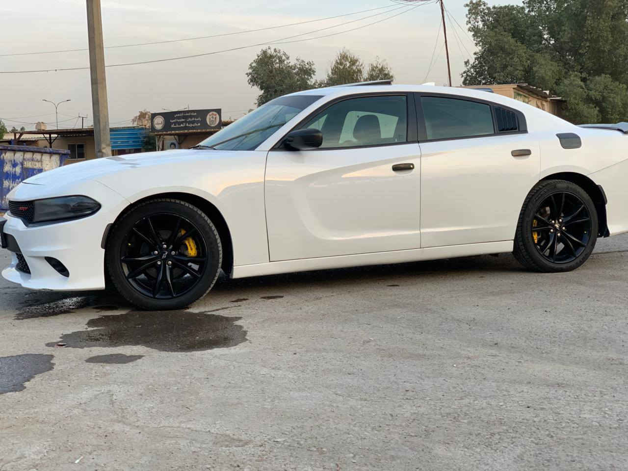 جارجر 16 معلايه 20 فول مواصفات شاشه رادار مرايه قلاب  ماشيه 100 رقم بغداد 
حادثه جاملغ جهه السايق فقط  

ويل 20  بلاك توب  تخم تاير السياره ستخدام شخصي

السعر, 190 وبيه مجال 

***********

وات ***********
